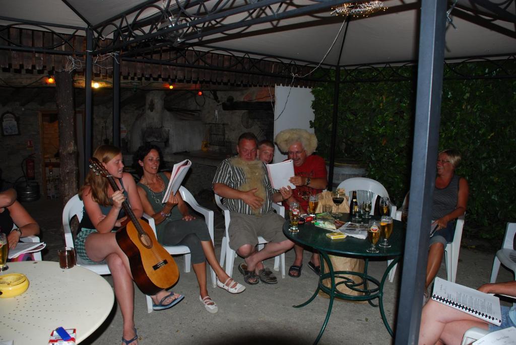 Domaine Bellelauze Ξενοδοχείο Bouriège Δωμάτιο φωτογραφία