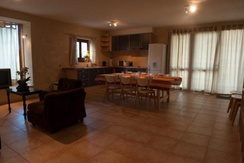 Domaine Bellelauze Ξενοδοχείο Bouriège Δωμάτιο φωτογραφία