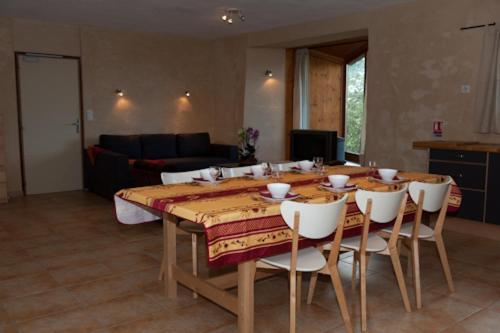 Domaine Bellelauze Ξενοδοχείο Bouriège Δωμάτιο φωτογραφία